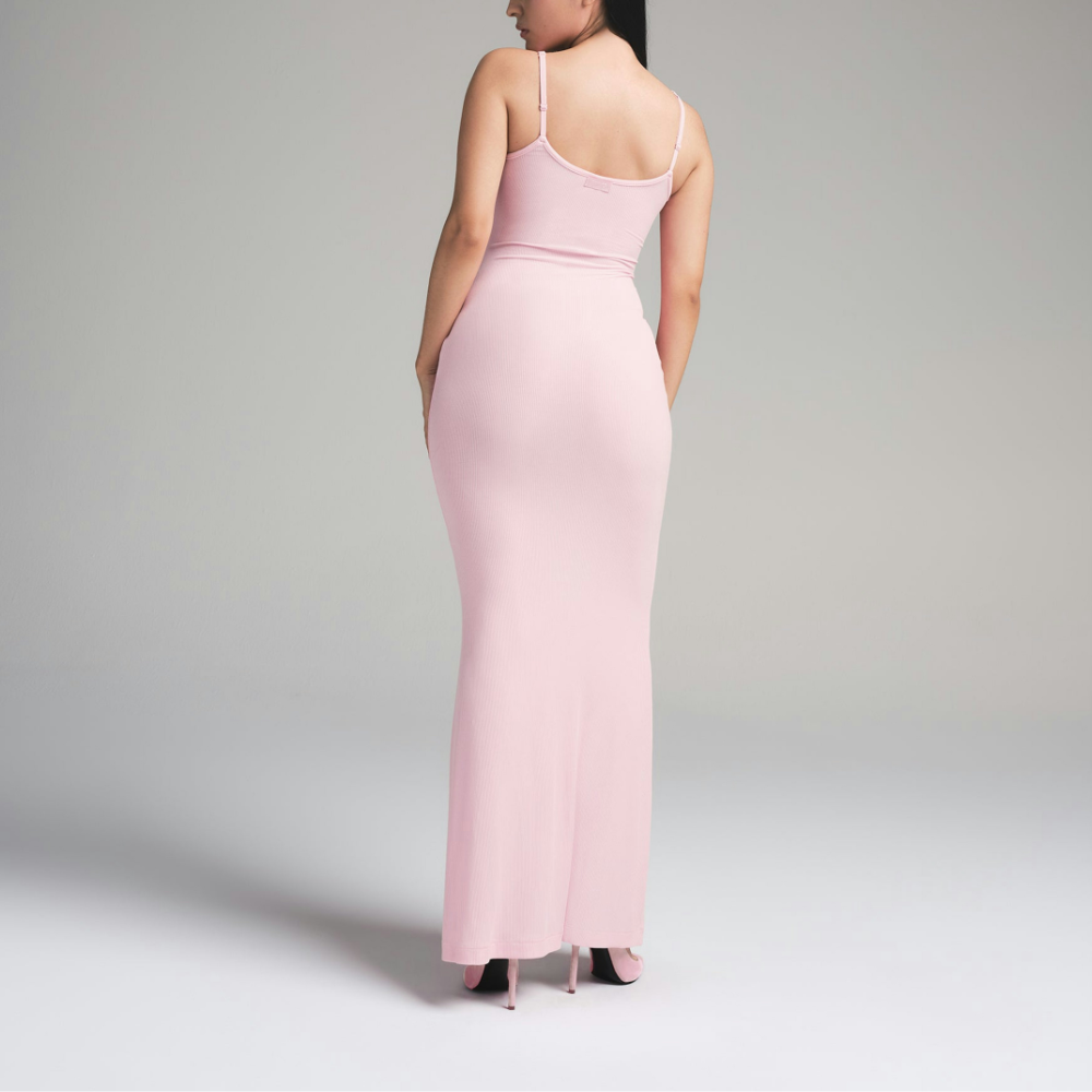 Nova Dress – Petite, maar krachtig.