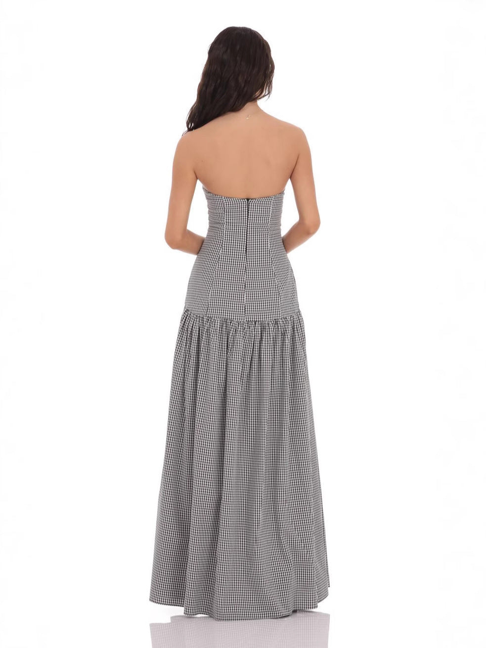Mila Gingham Maxi – tijdloos, licht en onweerstaanbaar